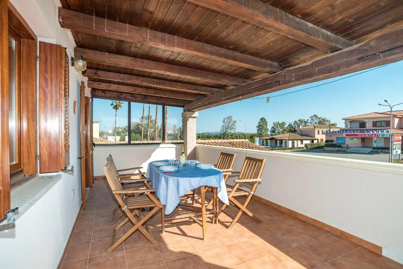 Holiday home Trilocale Con Ampia Veranda Mare San Teodoro